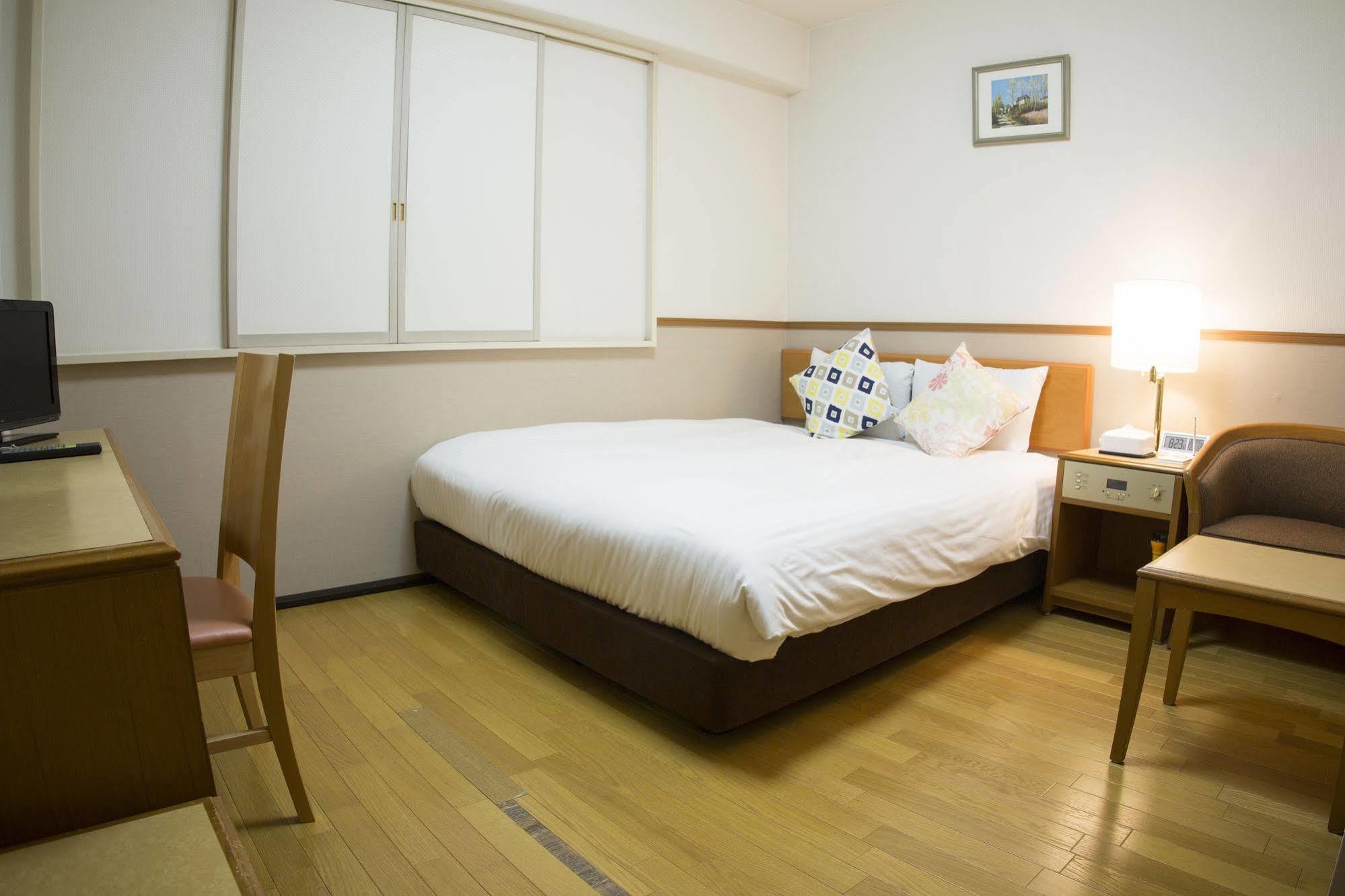 Smile Hotel Atsugi Buitenkant foto